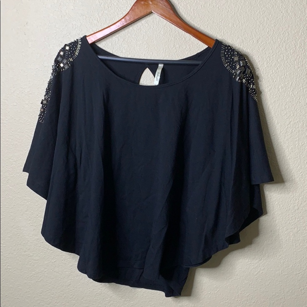 d’closet Dolmam Sleeve Top